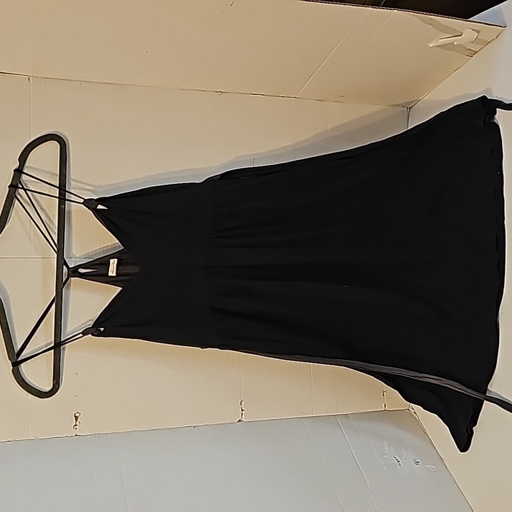 American Eagle Strappy Lined Sundress. Cotton Knit Material. Size Medium.